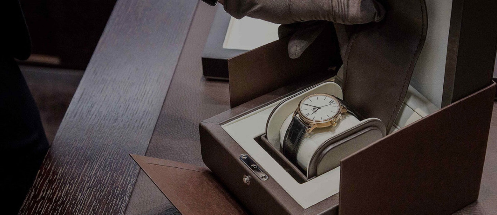 泉州帝舵手表维修费用价目表